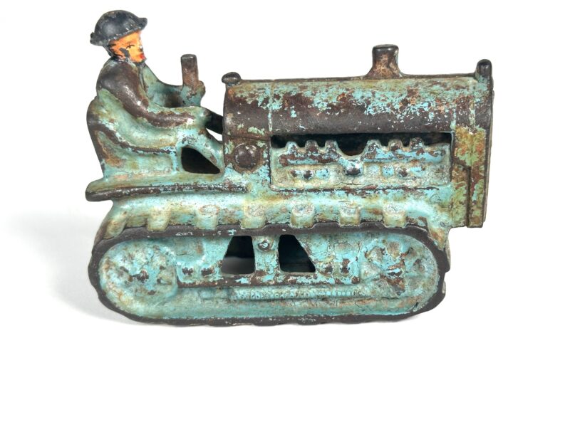 Hubley Cast Iron Tractor - Image 3