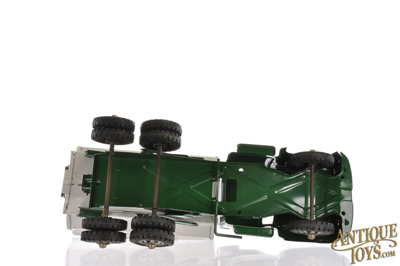 Buddy L ca. 1950s Pressed Steel No. 3859 Hydraulic Dumper Grain Dump Truck Green and White for Sale - Image 8