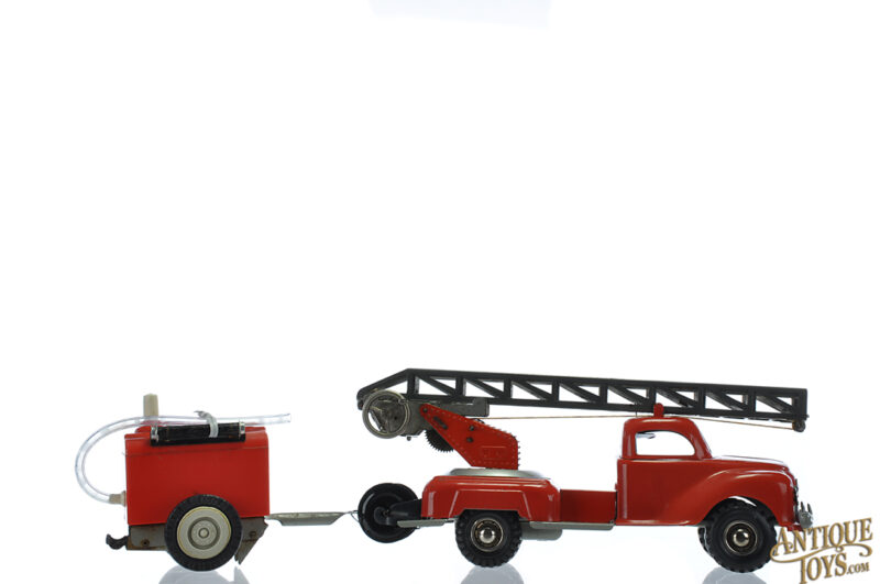 Gama Toys Tin Lithographed Friction No. 260/9 Fire Brigade Aerial Ladder Truck with Trailer for Sale - Image 2