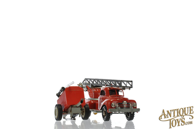 Gama Toys Tin Lithographed Friction No. 260/9 Fire Brigade Aerial Ladder Truck with Trailer for Sale - Image 3