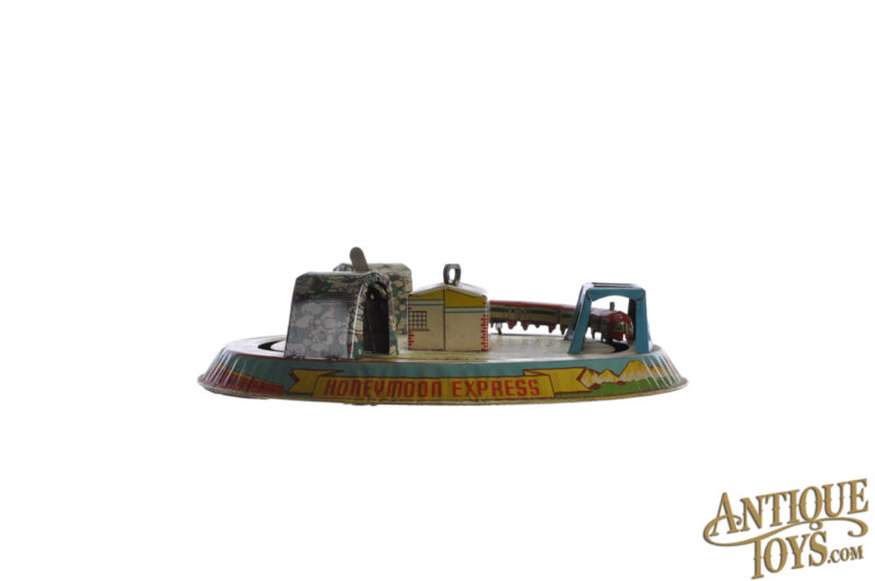 Marx Tin Lithographed Windup "Honeymoon Express" Train with Box for Sale - Image 7