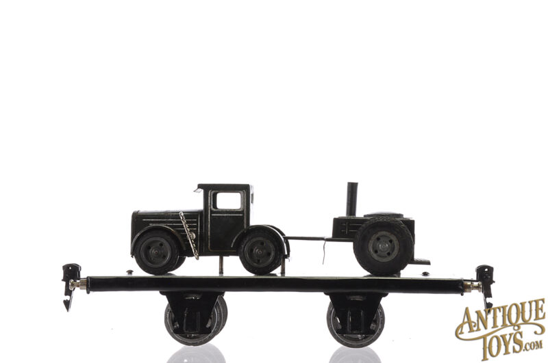 Tippco Post-War Military Tractor with Canteen Trailer on Marklin Gauge 1 Platform Train Car for Sale - Image 3