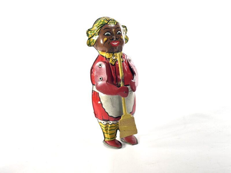 Lindstrom Black Housekeeper Windup Tin Toy - Image 4