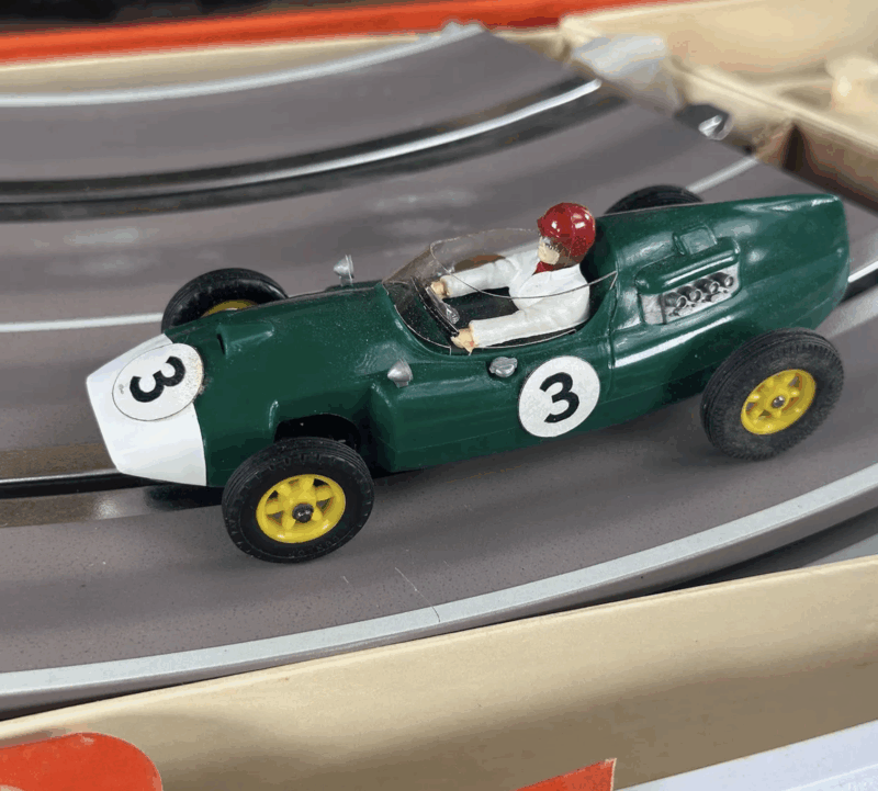 Scalextric VIP Race Track Slot Car Set for Sale - Image 9
