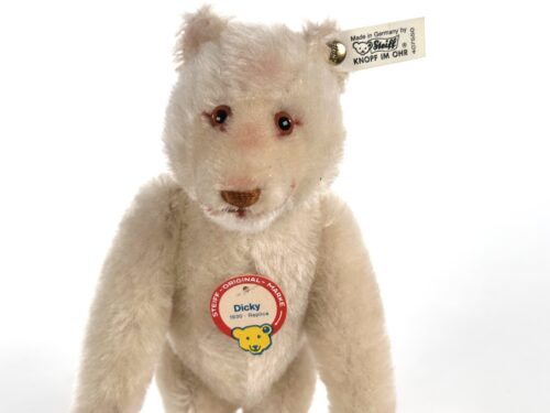Steiff Bear Tag and Button, White.