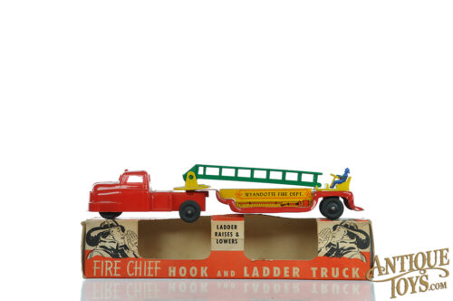 Wyandotte Pressed Steel No. 457 Fire Chief Hook & Ladder Truck Boxed for Sale