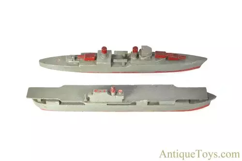 WWII American Wooden Recognition Model Destroyer/Battleship and Aircraft Carrier Boats for Sale