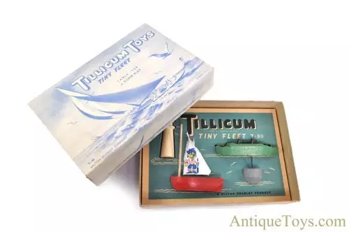 Milton Bradley Co. ca. 1930s Wooden T-80 “Tillicum Toys Tiny Fleet" Set in Box for Sale