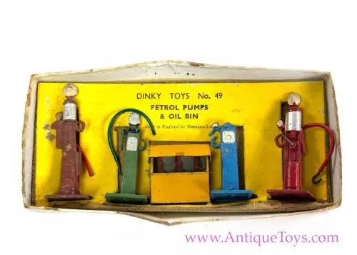 Meccano Ltd. Dinky Toys No. 49 Gas Pump Boxed Set for Sale