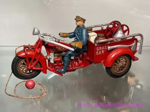 Hubley ca. 1930s Cast Iron Indian Motorcycle Crash Car <FONT COLOR="ff000 ">*SOLD TO CLIENT*</font>